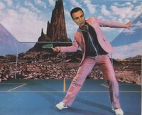 Le Dieu Laurent jouant au squash