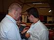 Parrain et Marraine accrochent la pucelle  Arthur