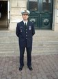 Sam devant la mairie de Cambrai le 11 novembre
2004.